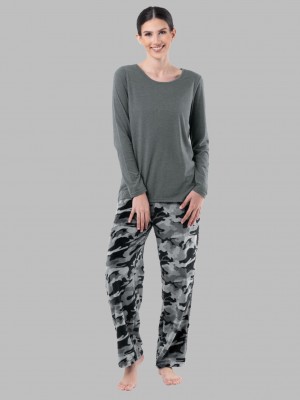 Women's Fruit Of The Loom Fleece Bottom, 2 Piece Set Sleepwear Grey /Black Camo | VYR673495